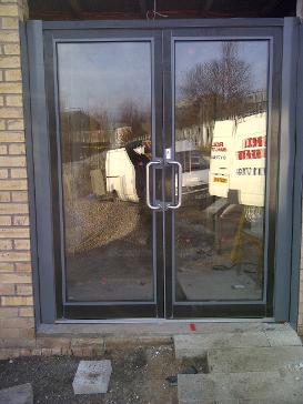 Aluminium doors for office